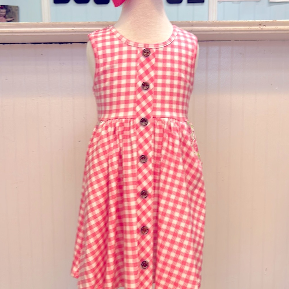 Swoon baby adorable pink checkered pattern dress with pockets nwt
